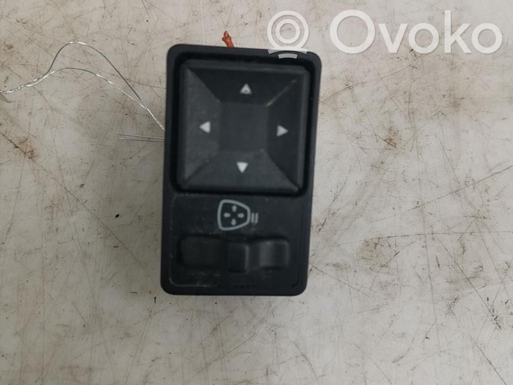 Lancia Delta II Interruttore specchietto retrovisore 