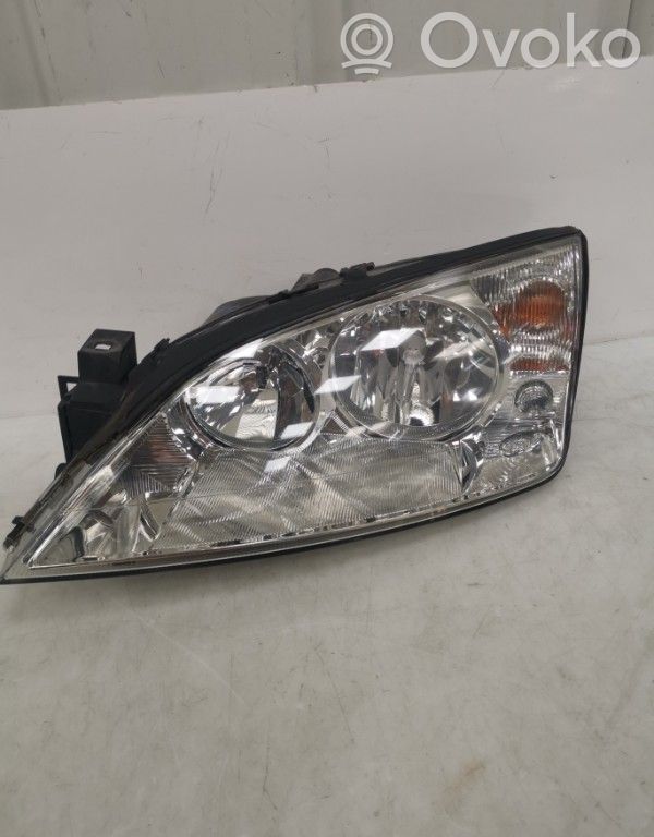 Ford Mondeo Mk III Lampa przednia 