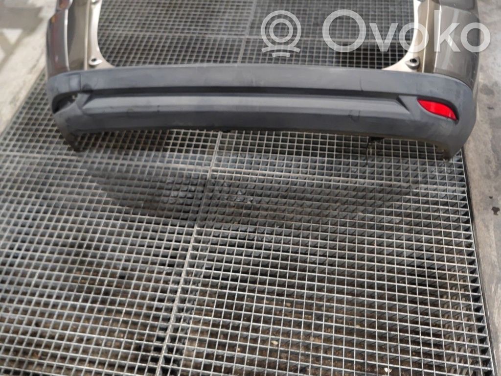 Renault Megane III Parachoques 