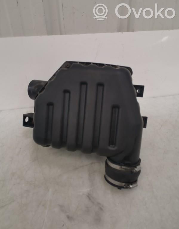 Air filter box