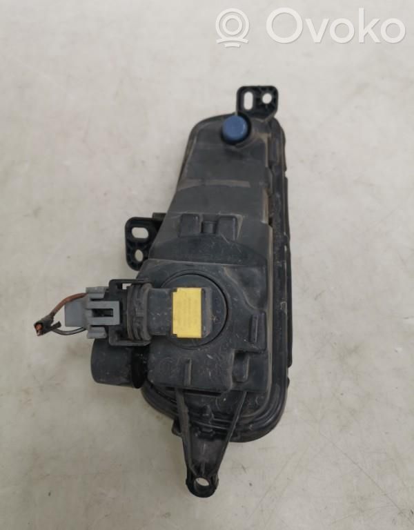Ford C-MAX II Front fog light 