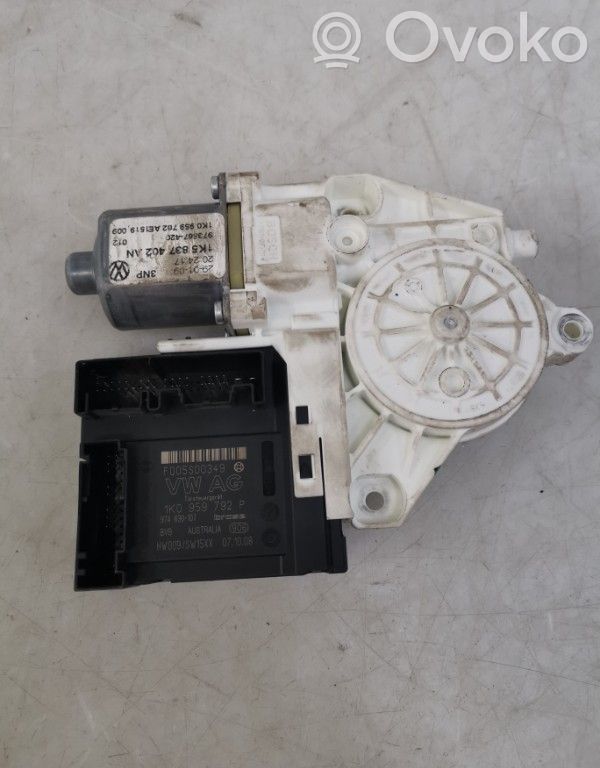 Volkswagen Golf V Moteur de lève-vitre de porte avant 
