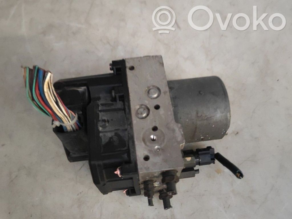 Toyota Corolla Verso E121 Bomba de ABS 