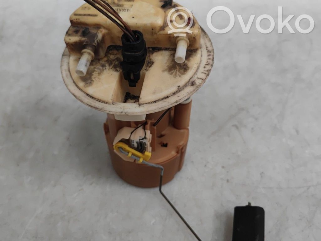 Renault Clio II Bomba interna de combustible 