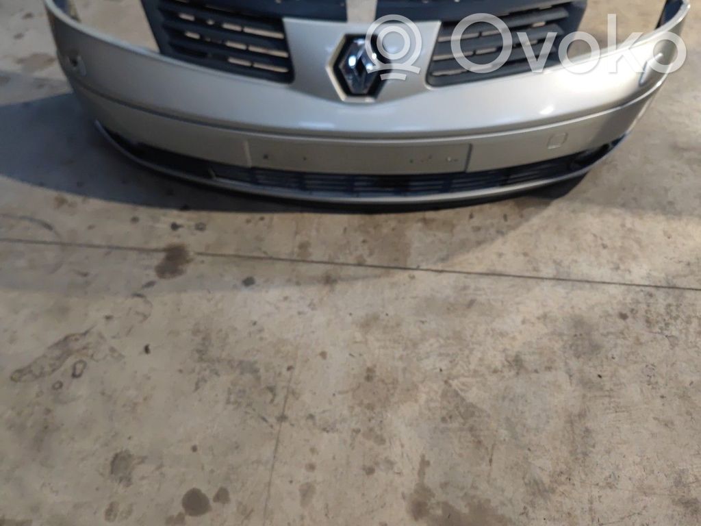 Renault Espace IV Front bumper 
