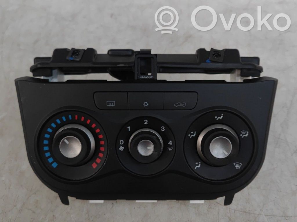Alfa Romeo Mito Climate control unit 