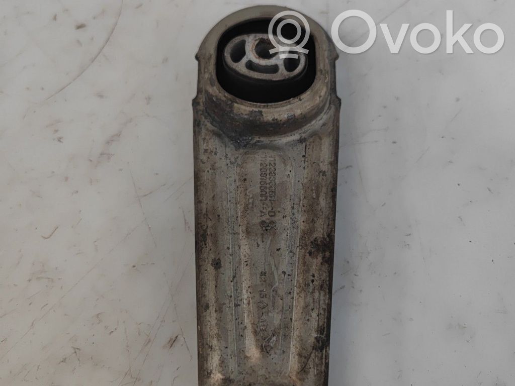 Engine mount bracket