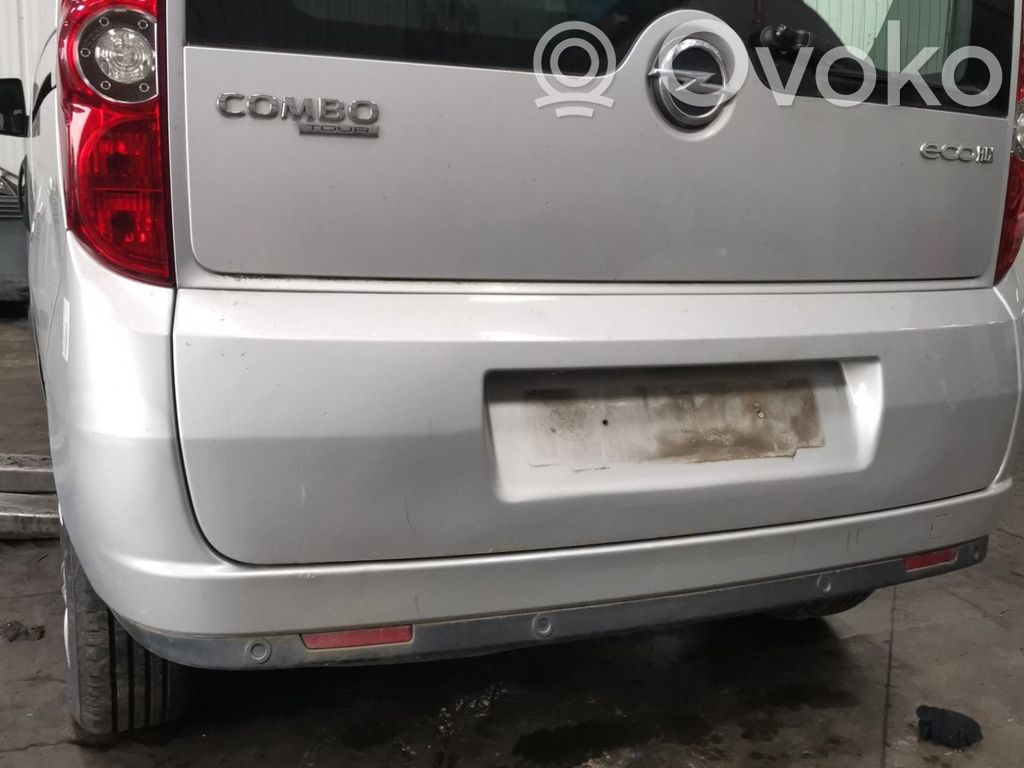 Opel Combo D Bamperis 
