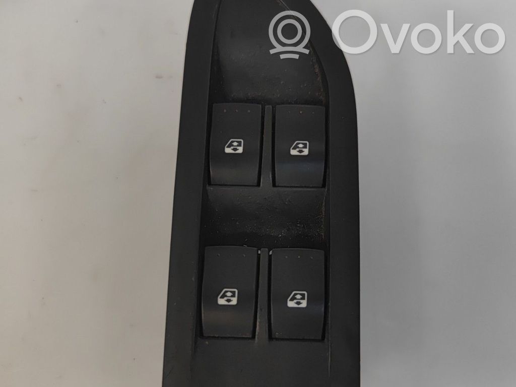 Renault Vel Satis Electric window control switch 