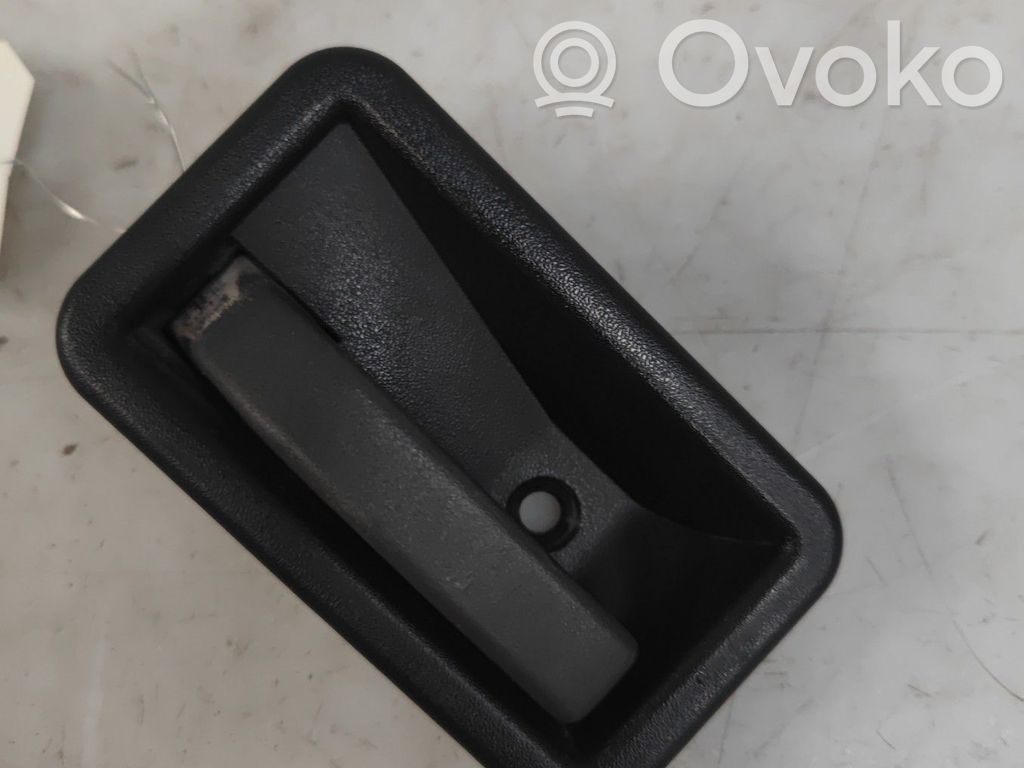 Manecilla interna puerta delantera   7700797419