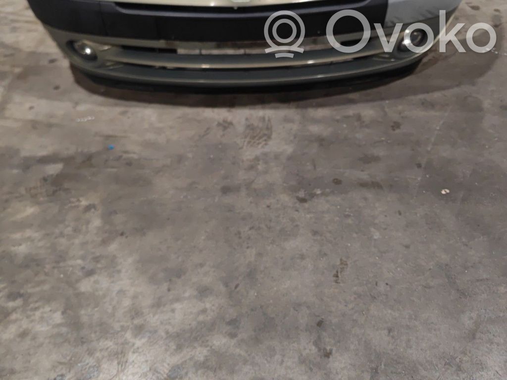 Renault Clio II Priekinis bamperis 