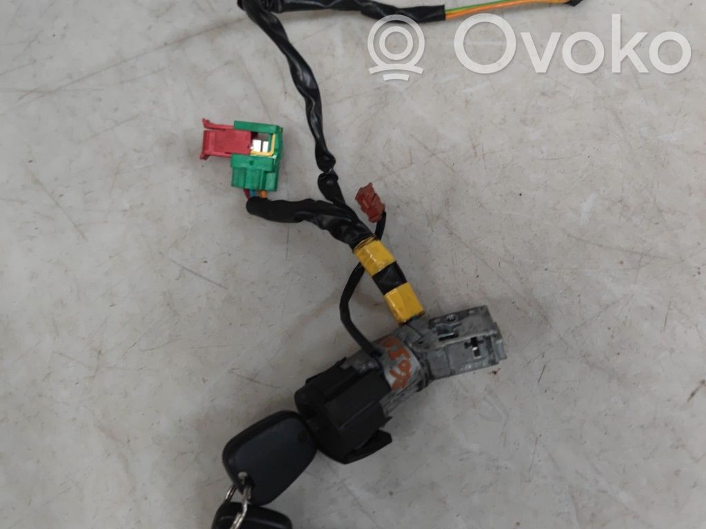 Citroen C3 Pluriel Užvedimo spynelė 