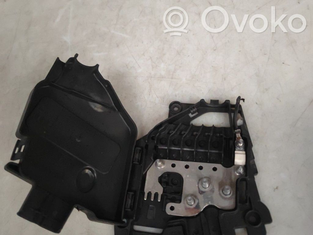 Citroen C3 Fuse module 