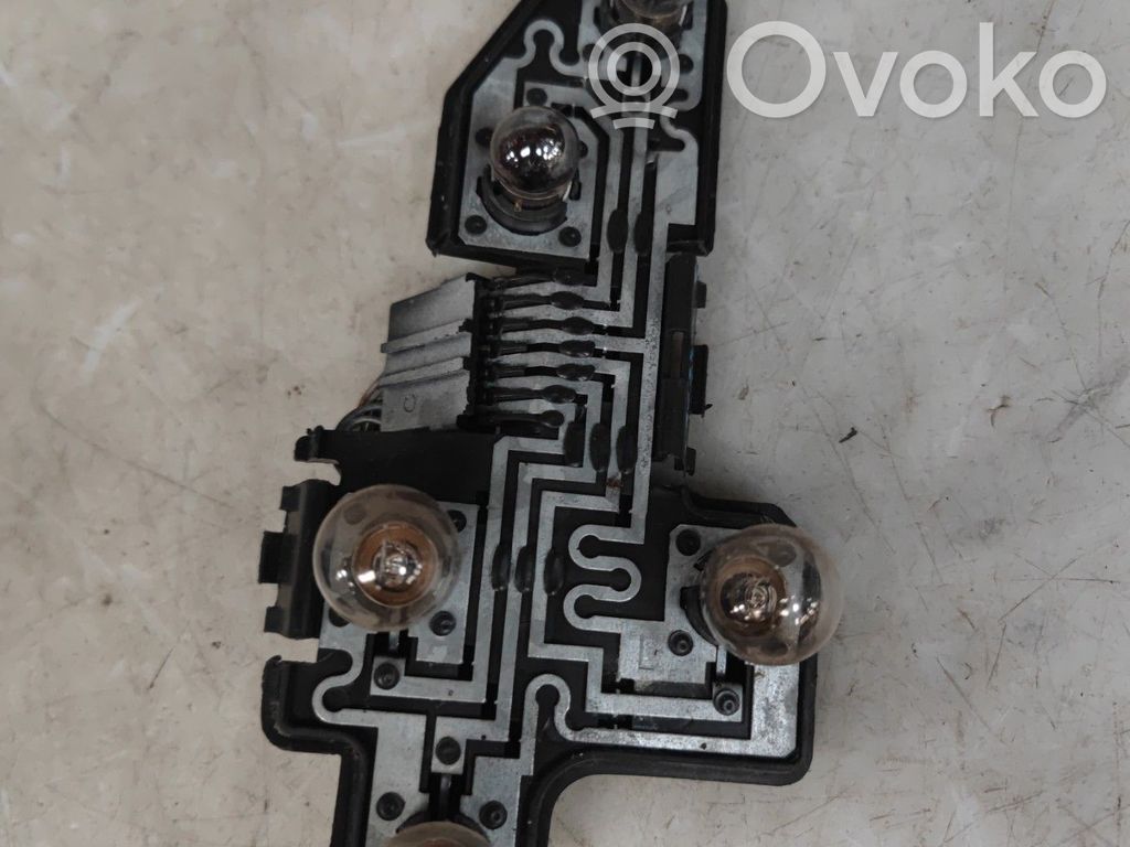 Opel Corsa B Porte ampoule de feu arrière 