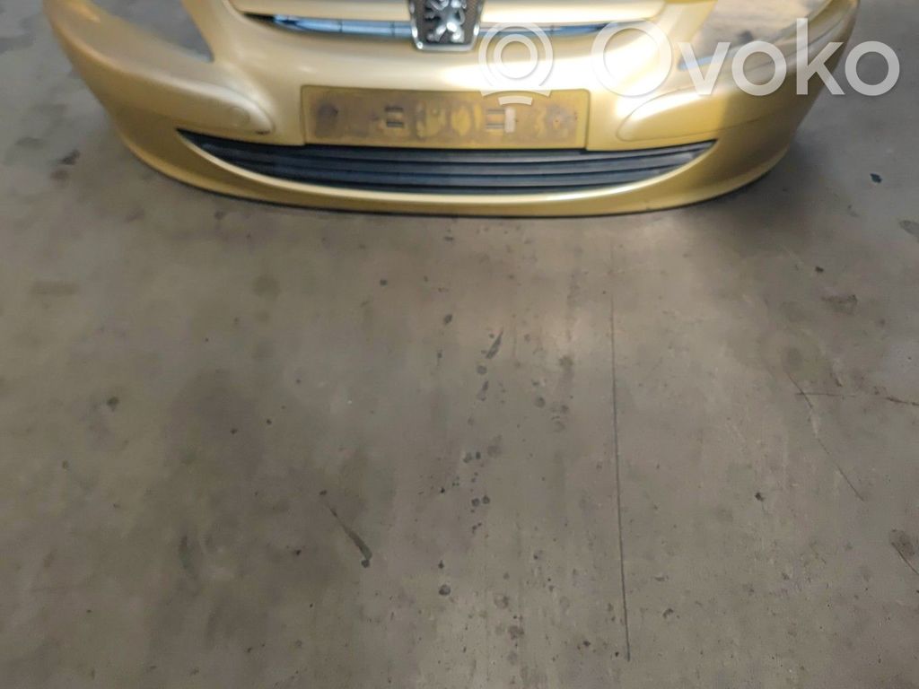 Peugeot 307 Priekinis bamperis 