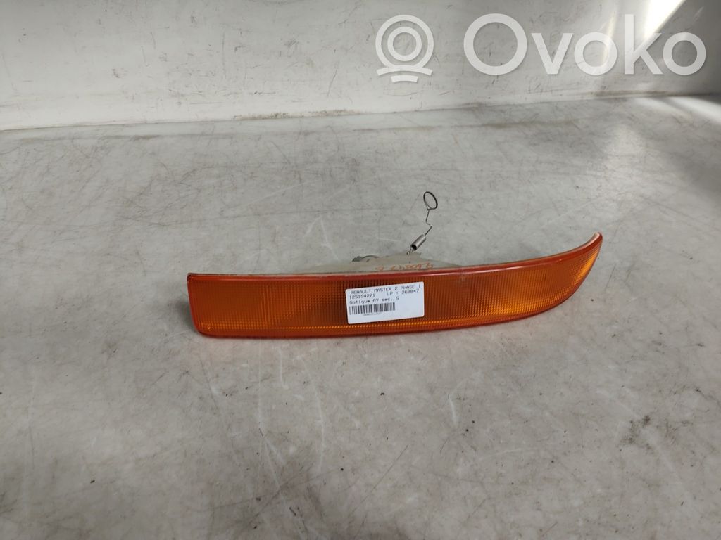 Renault Master II Front fender indicator light 