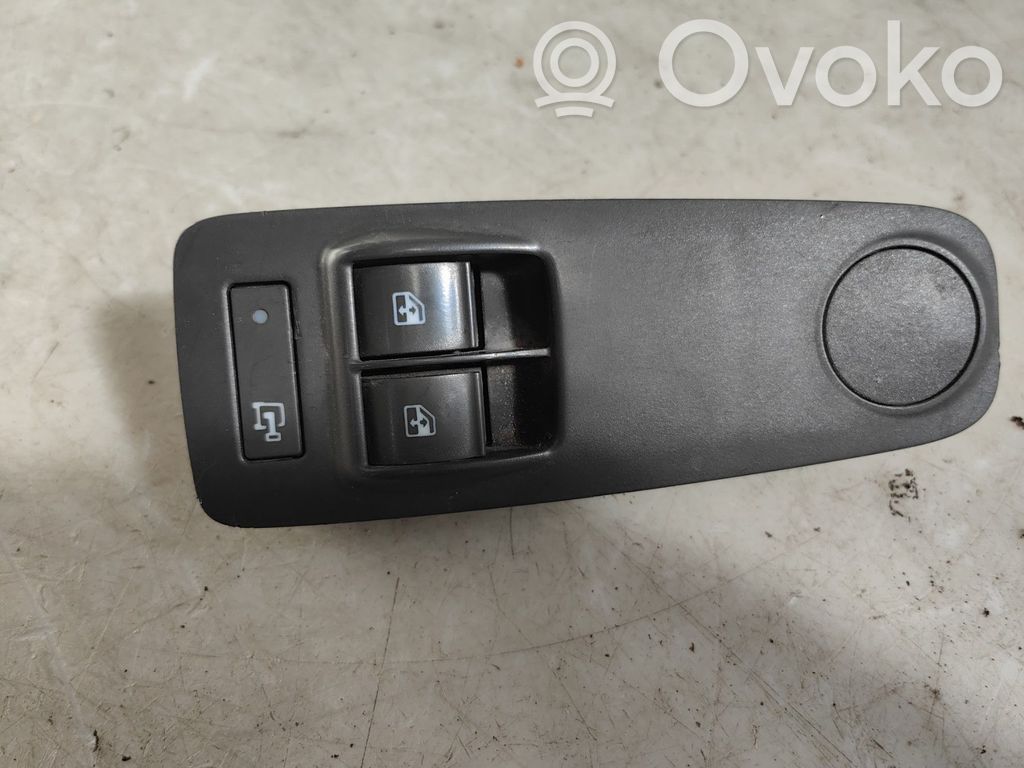 Peugeot Boxer Interruptor del elevalunas eléctrico 