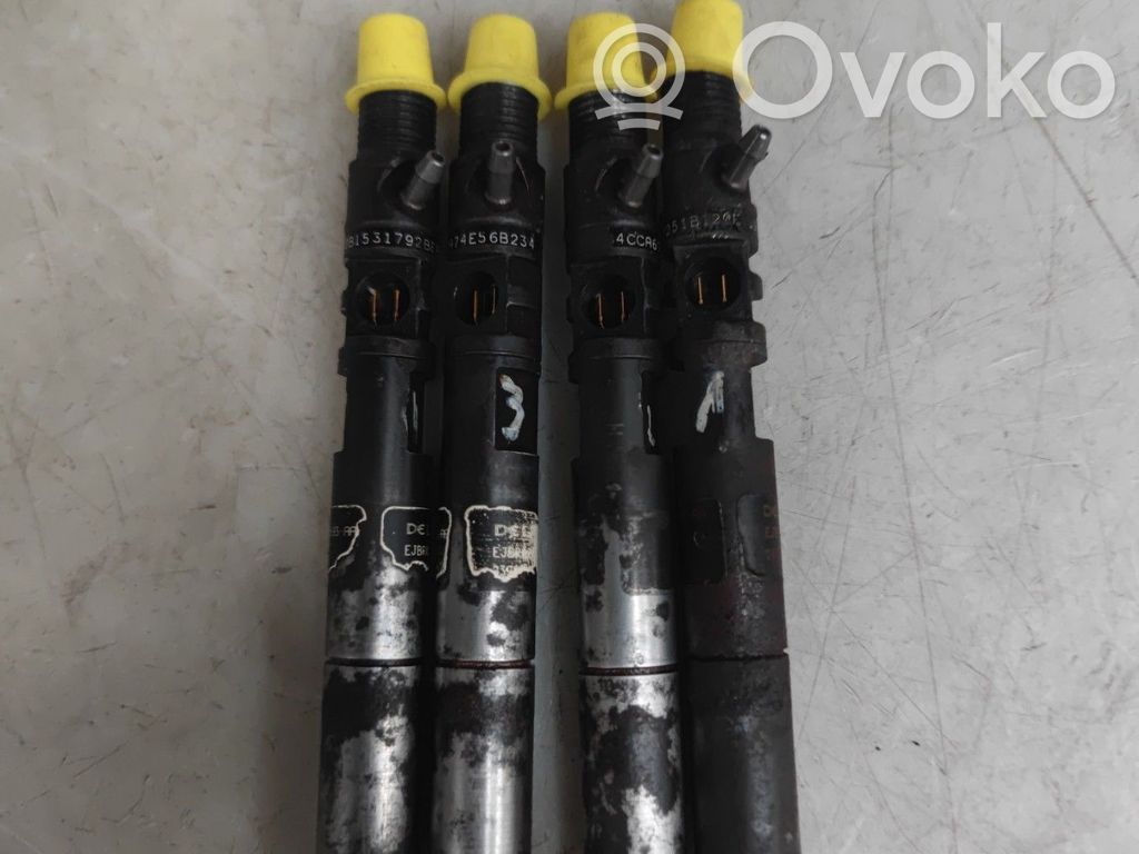 Ford Focus Fuel injector 