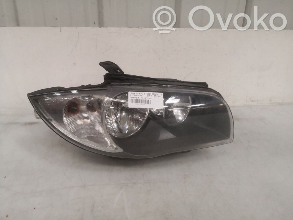 BMW 1 E82 E88 Priekšējais lukturis 