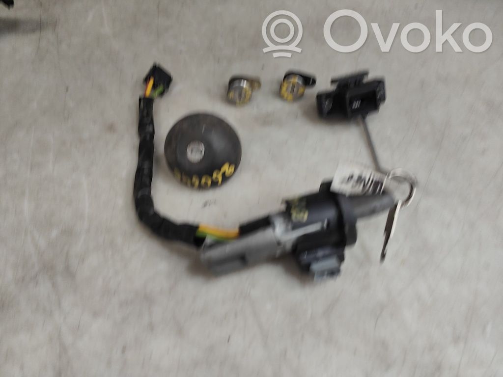 Renault Twingo I Conjunto de bloqueo 