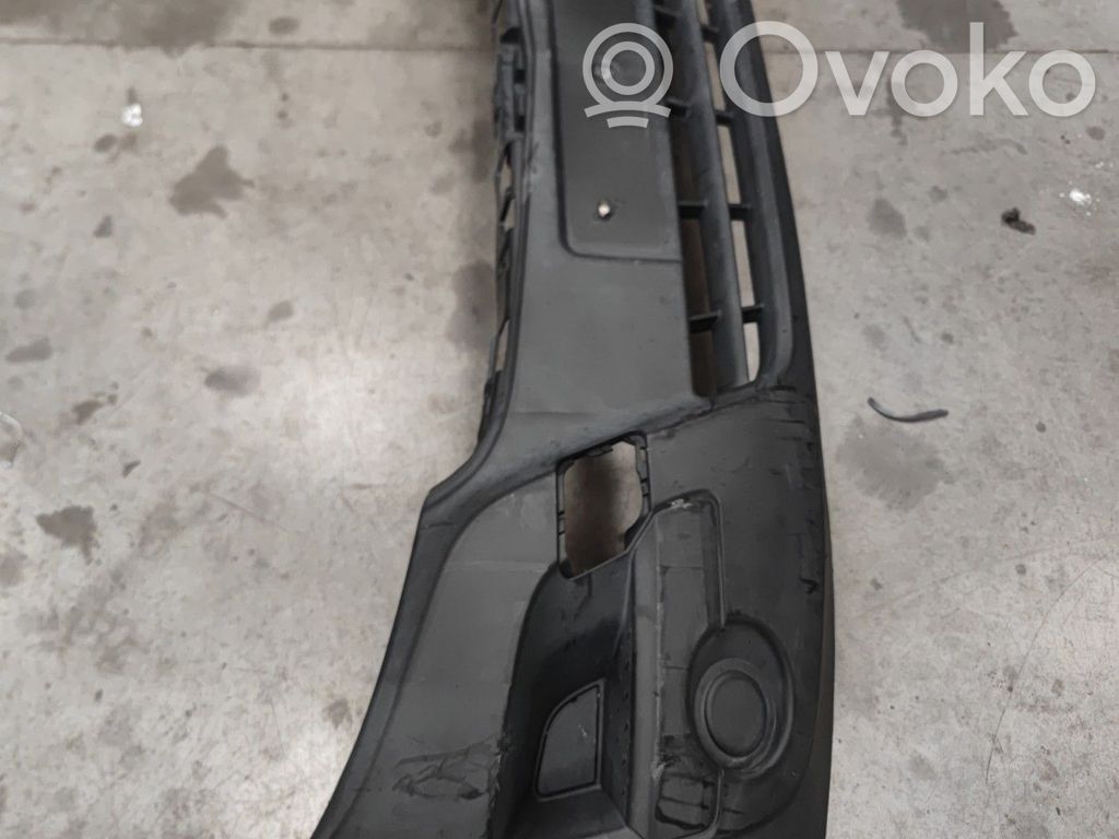 Opel Movano B Parachoques delantero 