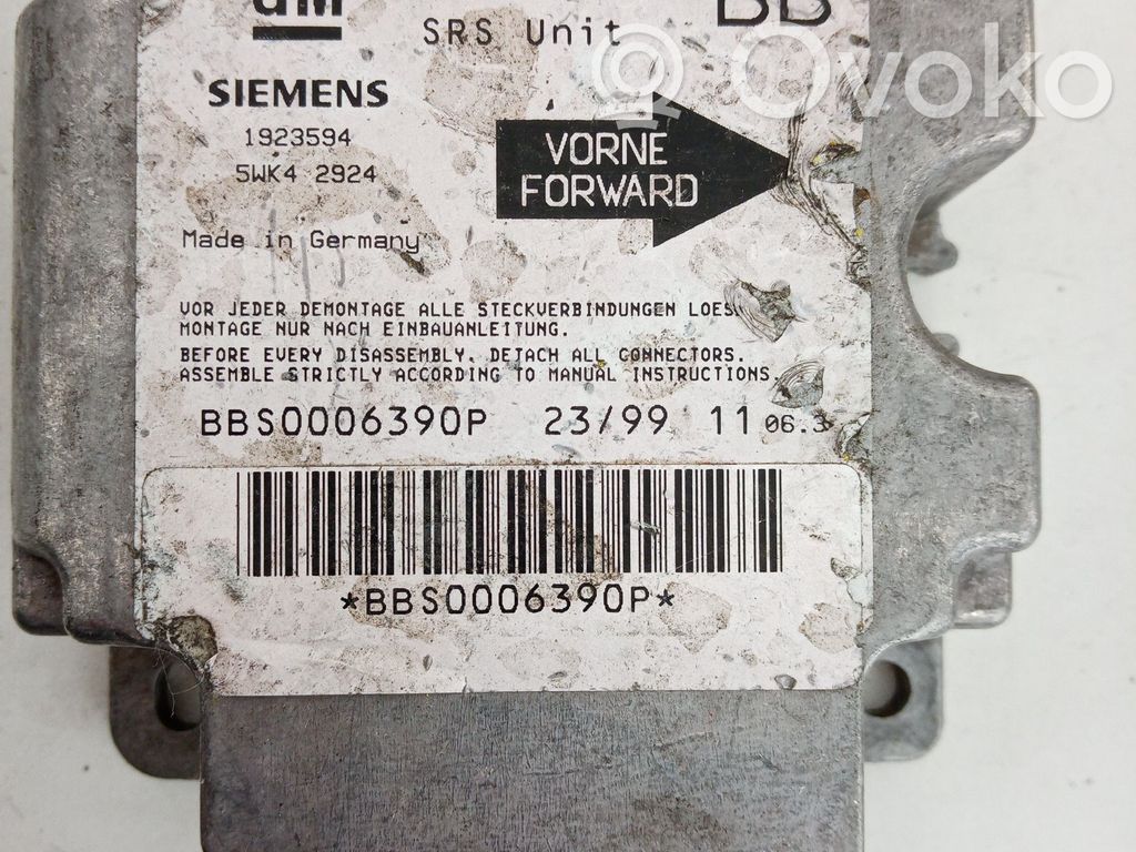 Opel Corsa B Airbag control unit/module 