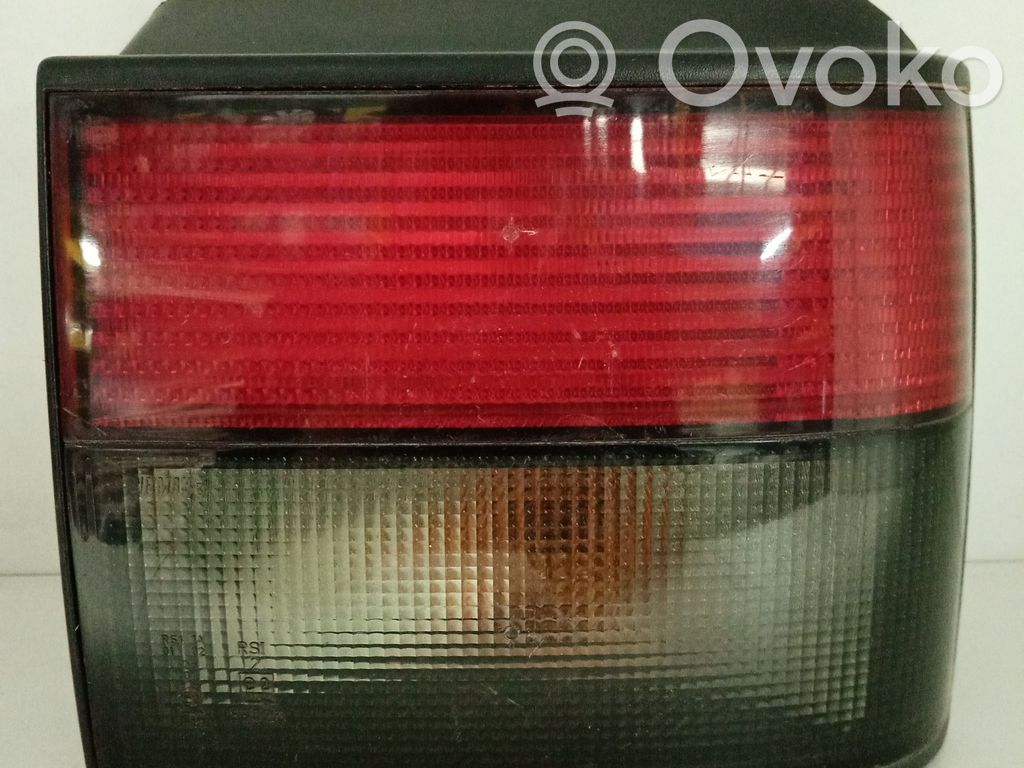 Renault 21 Aizmugurējais lukturis virsbūvē 
