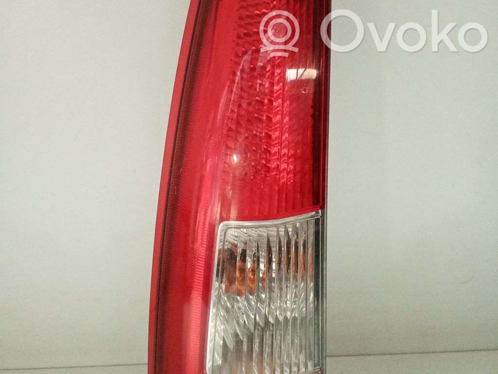 Volvo V70 Tailgate rear/tail lights 