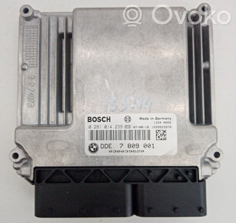 BMW 1 E81 E87 Engine control unit/module 