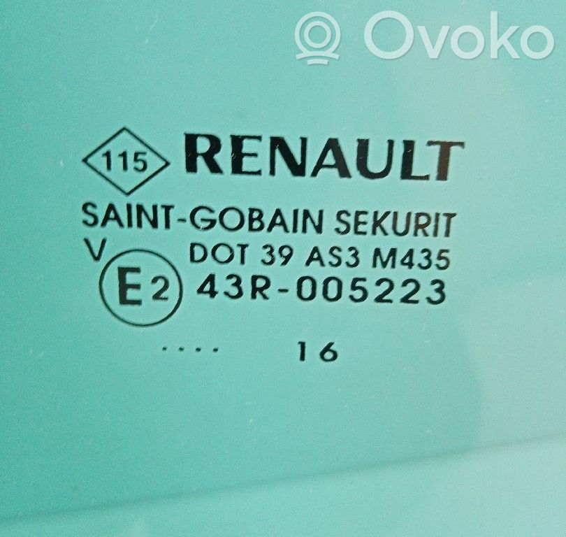 Renault Clio IV Rear door window glass 