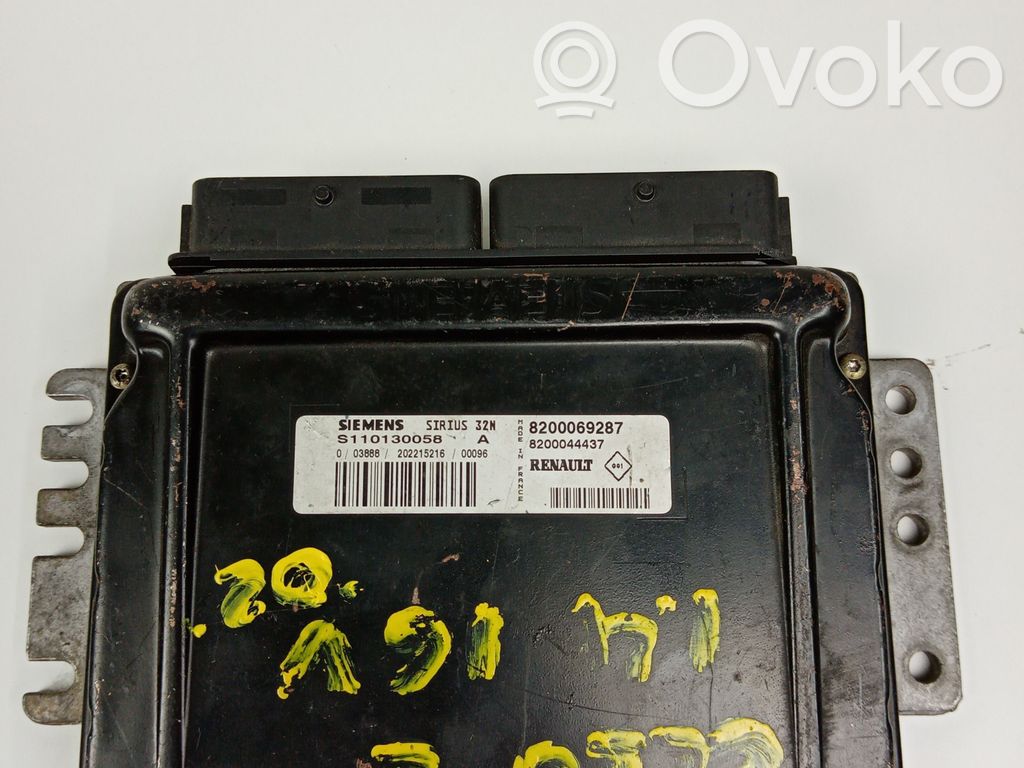 Moottorin ohjainlaite/moduuli   8200069287,S110130058SIEMENS
