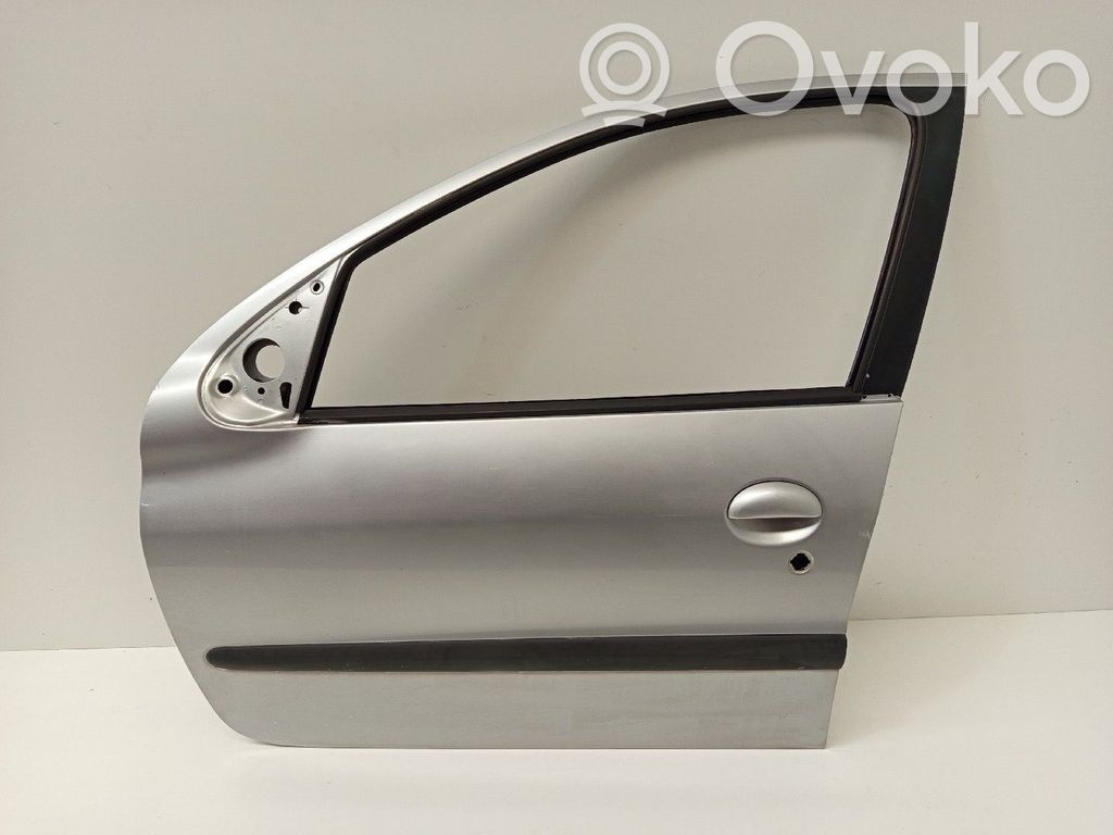 Front door   9002K5
