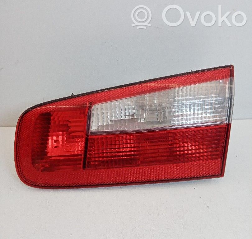 Tailgate rear/tail lights   8200002476,VALEO
