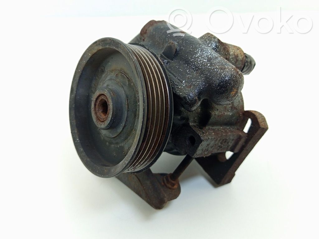 Renault Trafic I Power steering pump 
