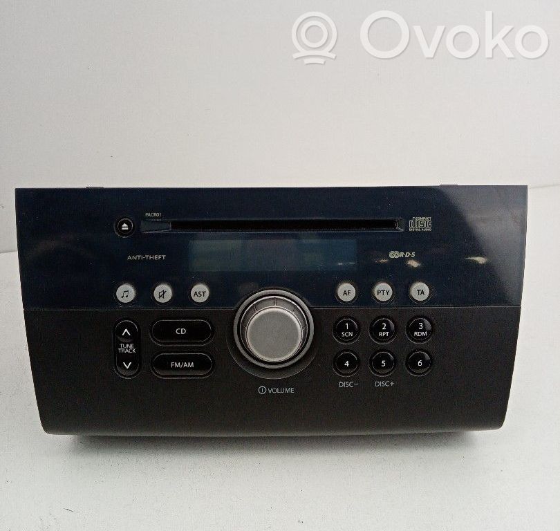 Suzuki Swift I Panel / Radioodtwarzacz CD/DVD/GPS 