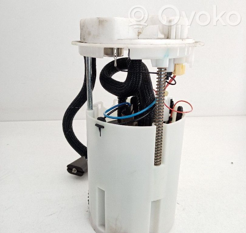 Bomba interna de combustible   8200004964,BOSCH