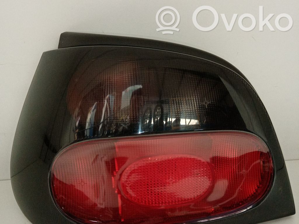 Renault Megane I Lampă spate în capacul portbagajului 