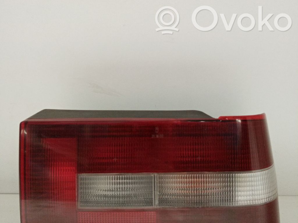 Rear/tail lights   REF