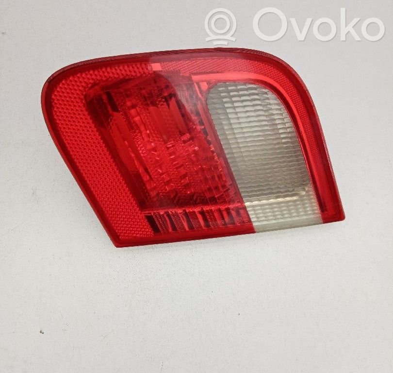 Tailgate rear/tail lights   230512,075478