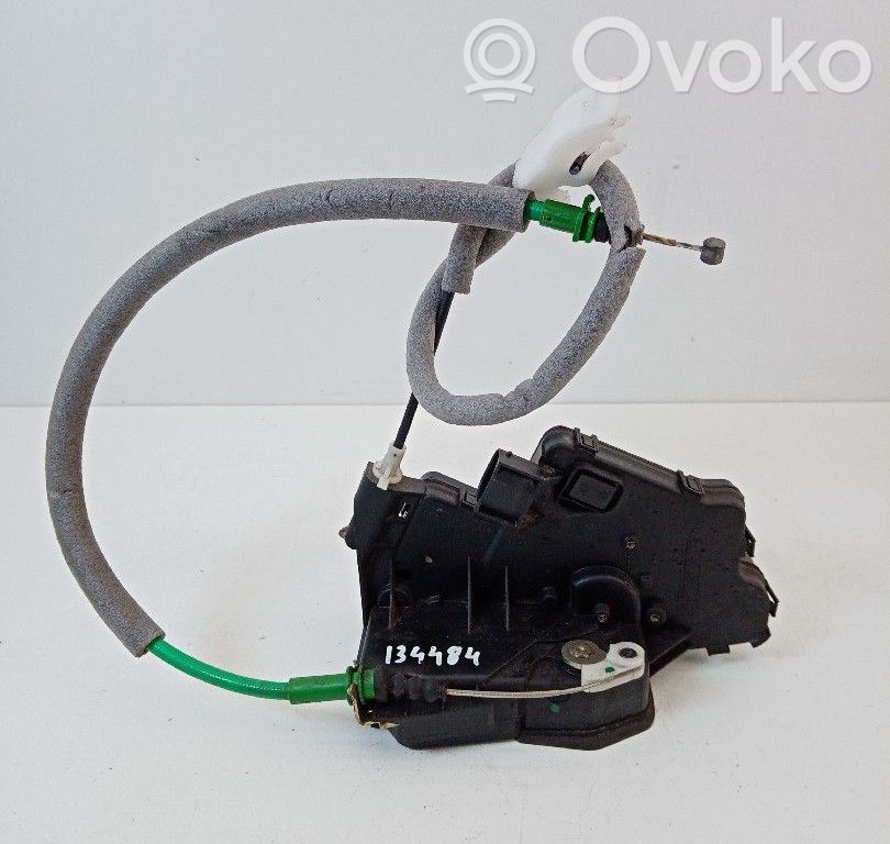 Задний замок   51227011245