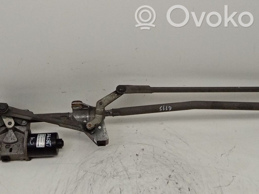 Двигатель стеклоочистителей   404638,3137A,VALEO
