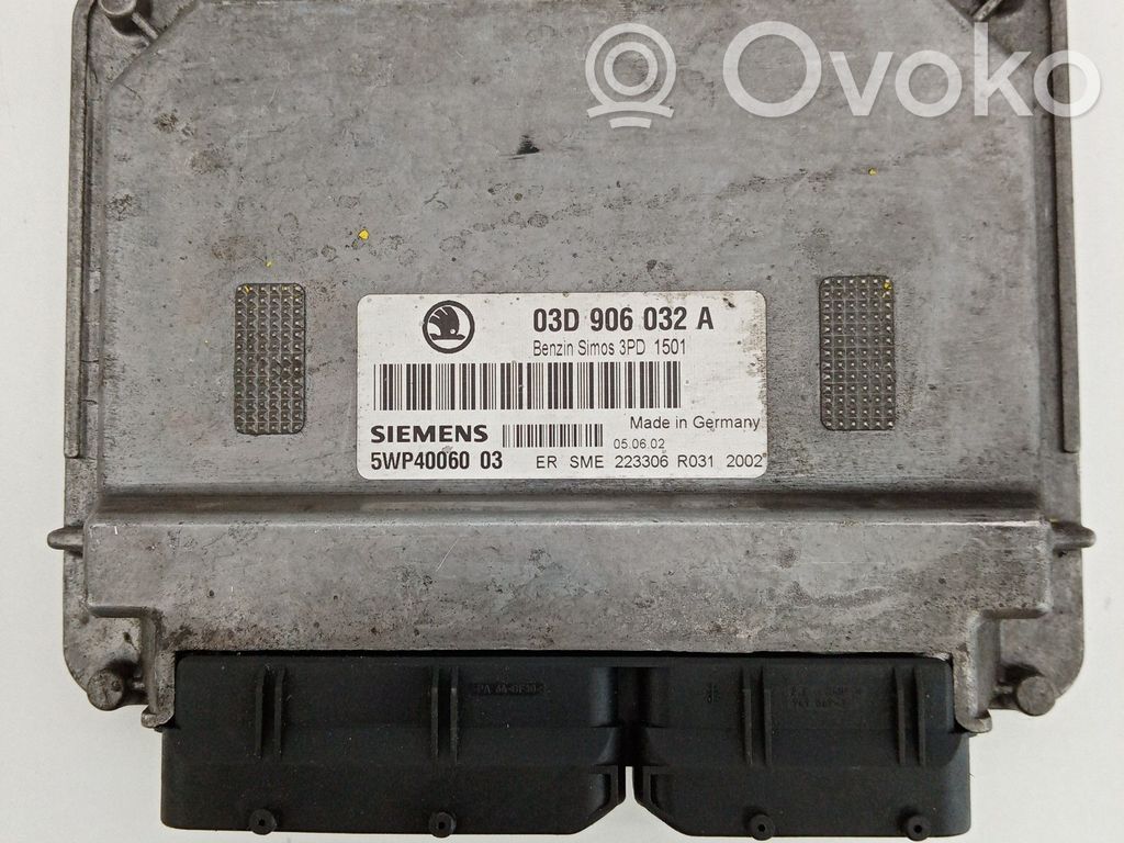 Sterownik / Moduł ECU   03D906032,5WP4006003,SIEMENS