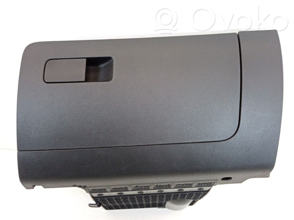 Skoda Rapid (NH) Glove box 
