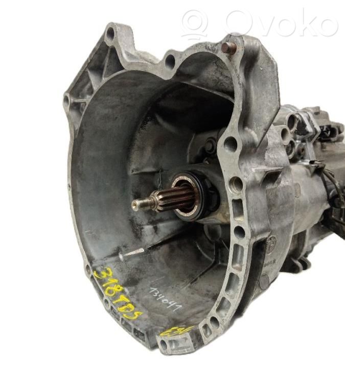 5 Gang Schaltgetriebe   AKW,AKW0014739,GETRAG