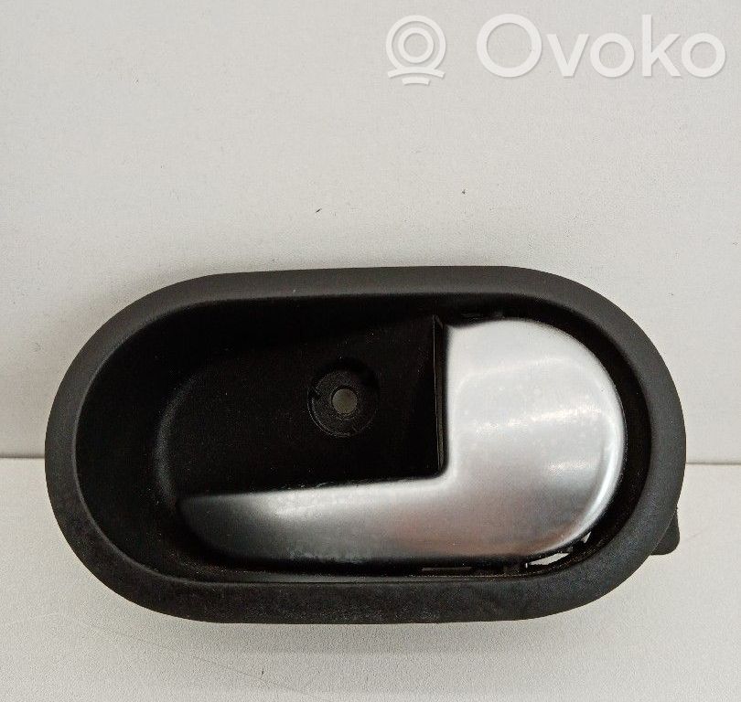 Ford Fiesta Front door exterior handle/bracket 