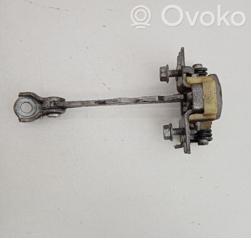 Renault Megane III Etuoven pidätin 