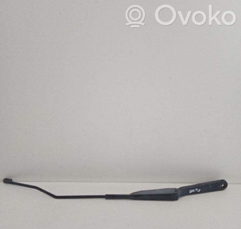 Citroen Berlingo Front wiper blade arm 