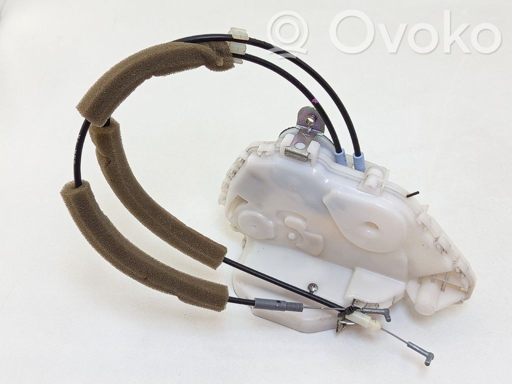 Honda Civic Priekšpusē slēdzene 