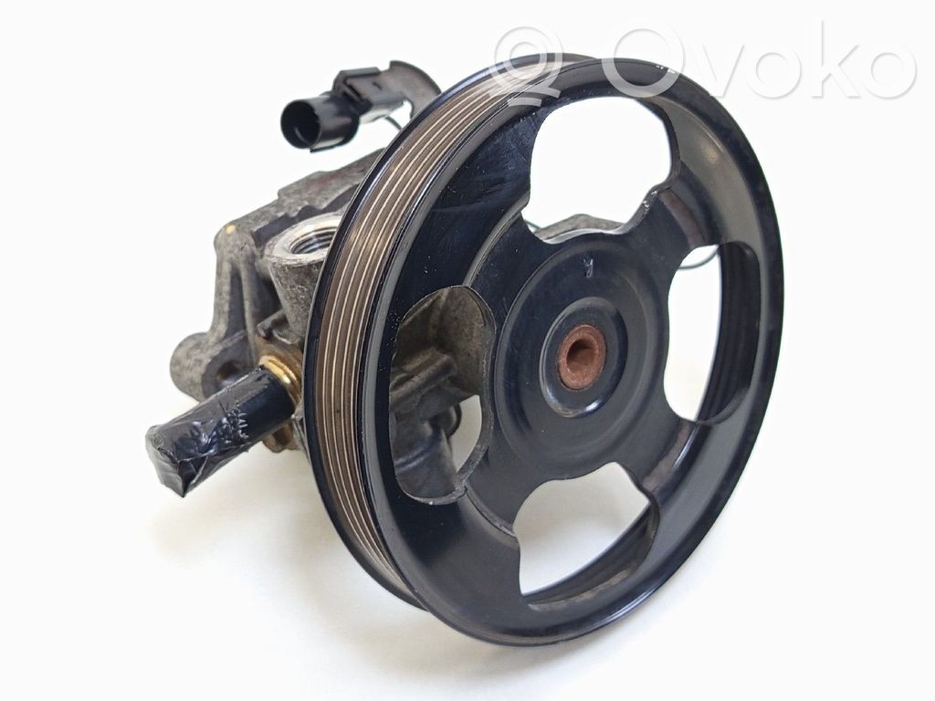 Mitsubishi Lancer VIII Vairo stiprintuvo siurblys 