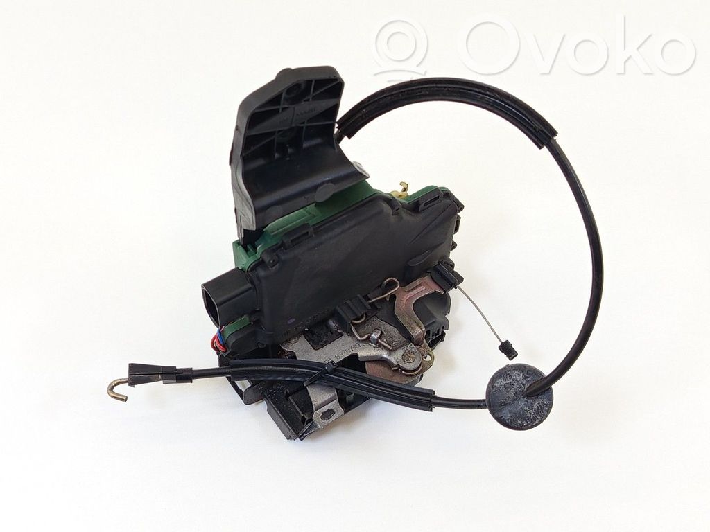 Skoda Superb B5 (3U) Front door lock 